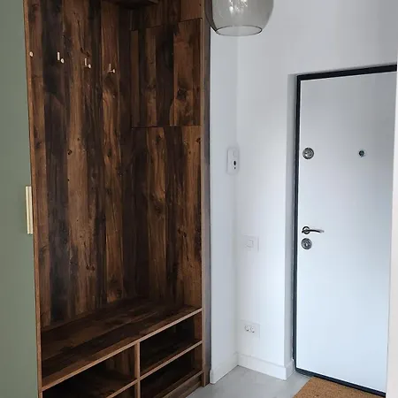 Den Pacii Apartment *