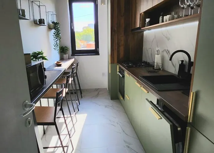 Apartament Den Pacii Bucureşti