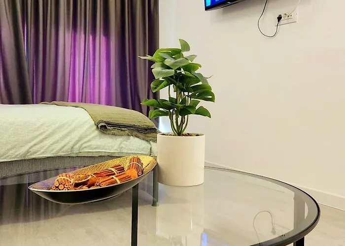 Den Pacii Bucureşti