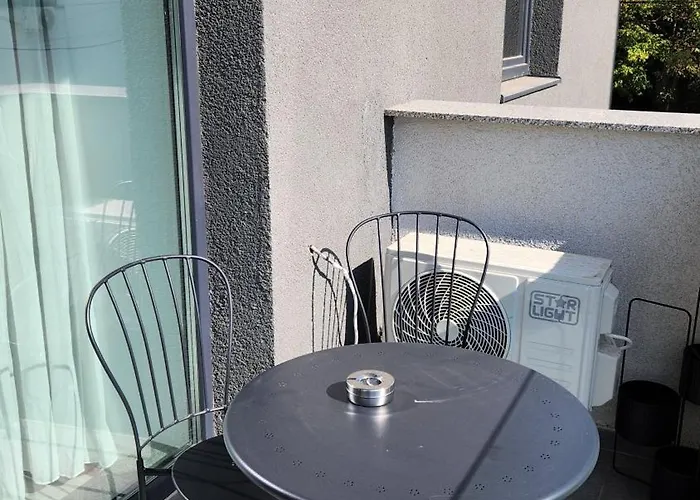 Den Pacii Appartement *